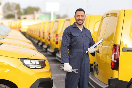 Dodávkové vozy firmy připravené na diagnostiku